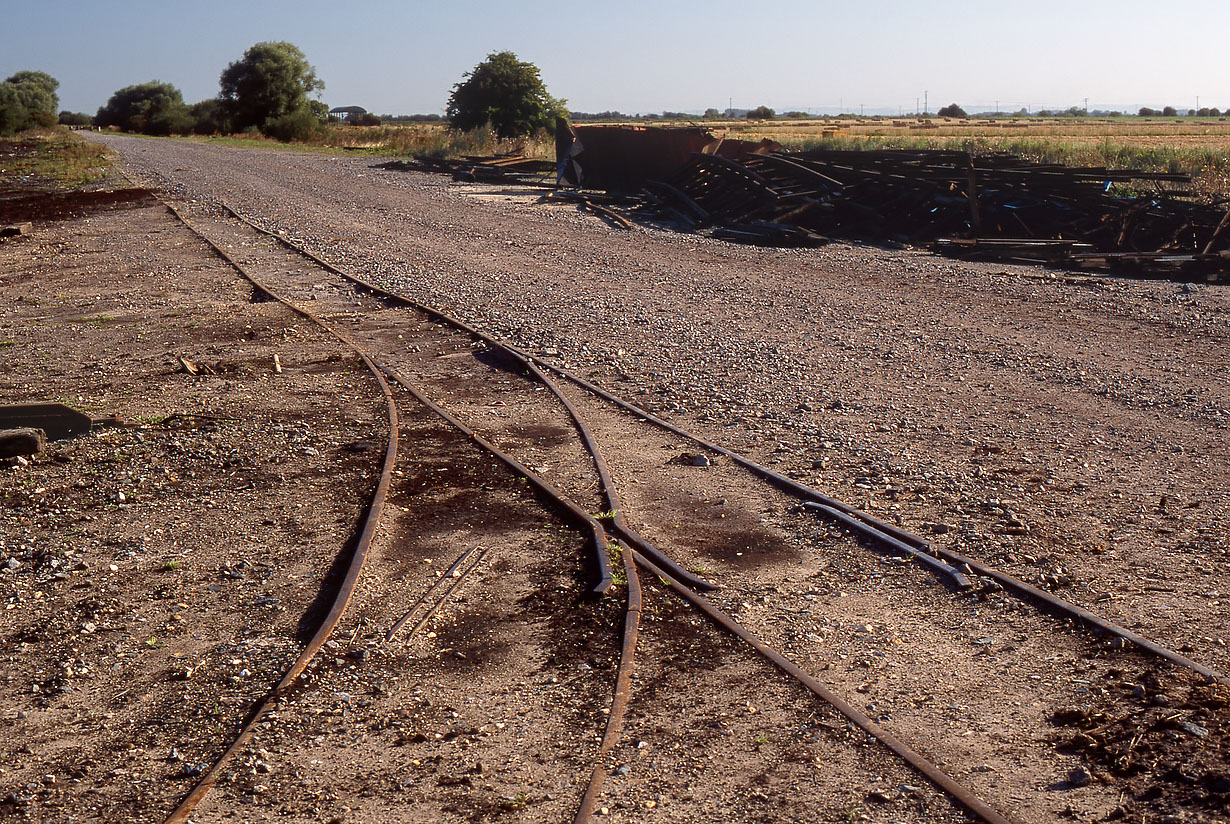 Bank Top (Swinefleet Peat Railway) 1 September 2002