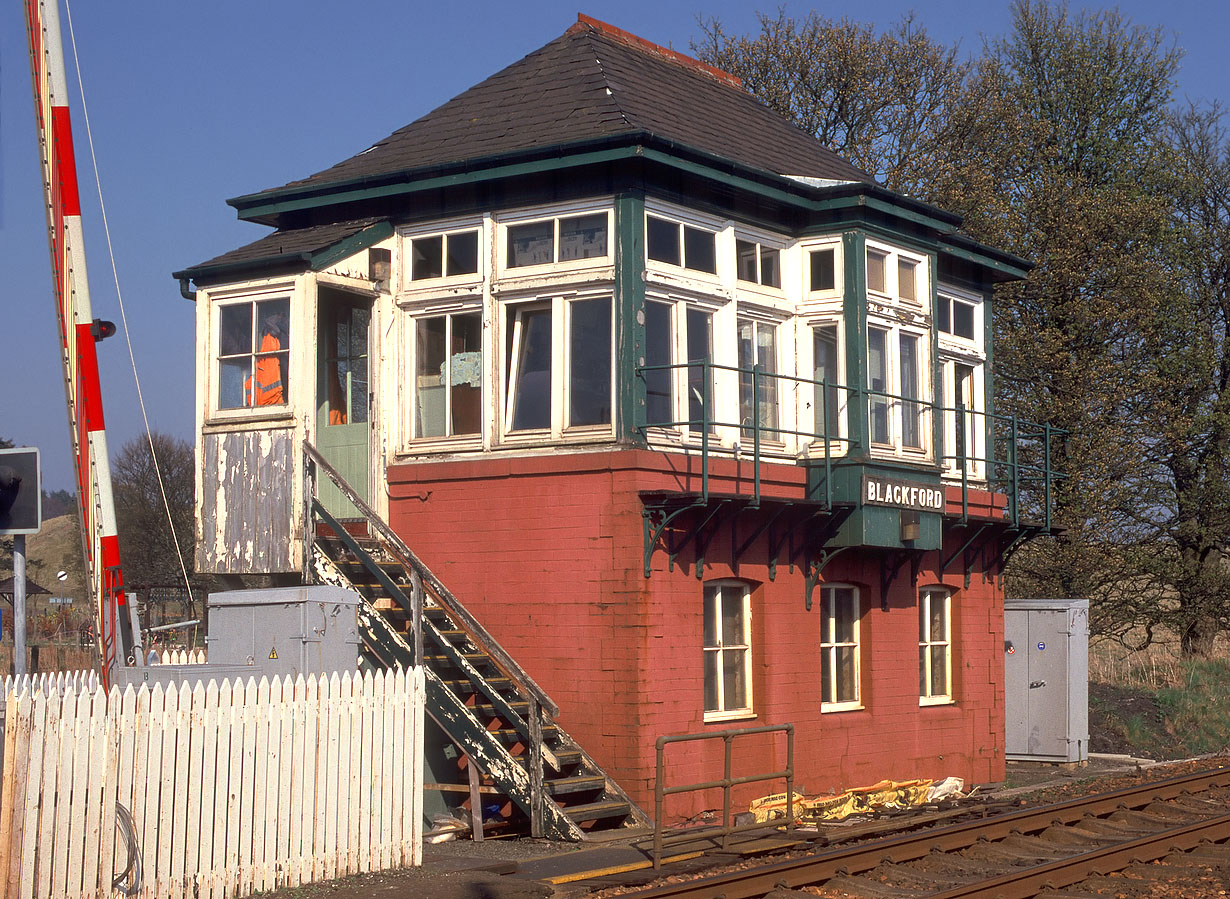 Blackford Signal Box 17 April 2003