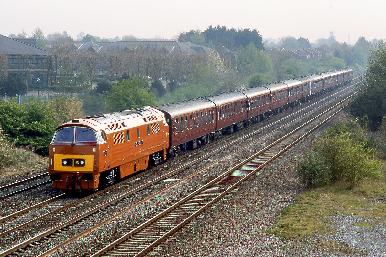 D1015 White Waltham 20 April 2002