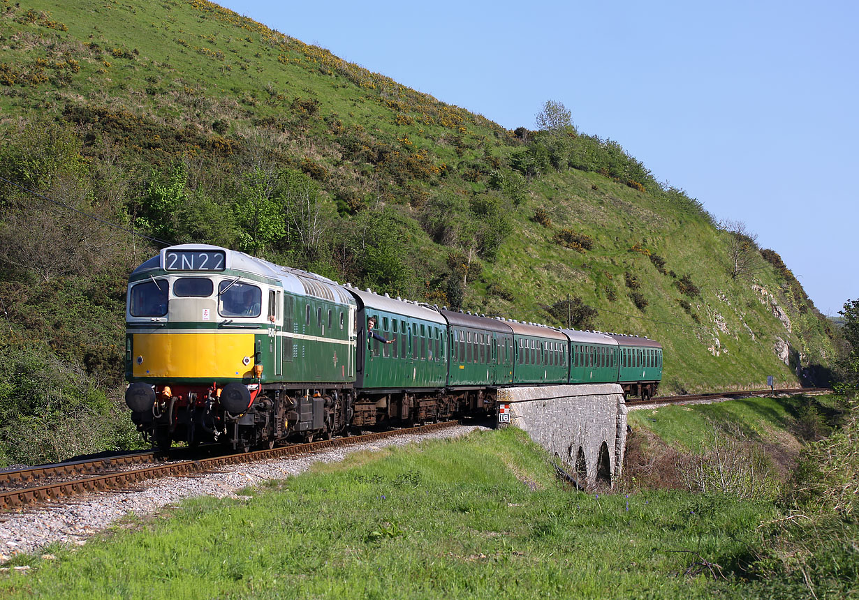 D5401 Corfe Castle 13 May 2012