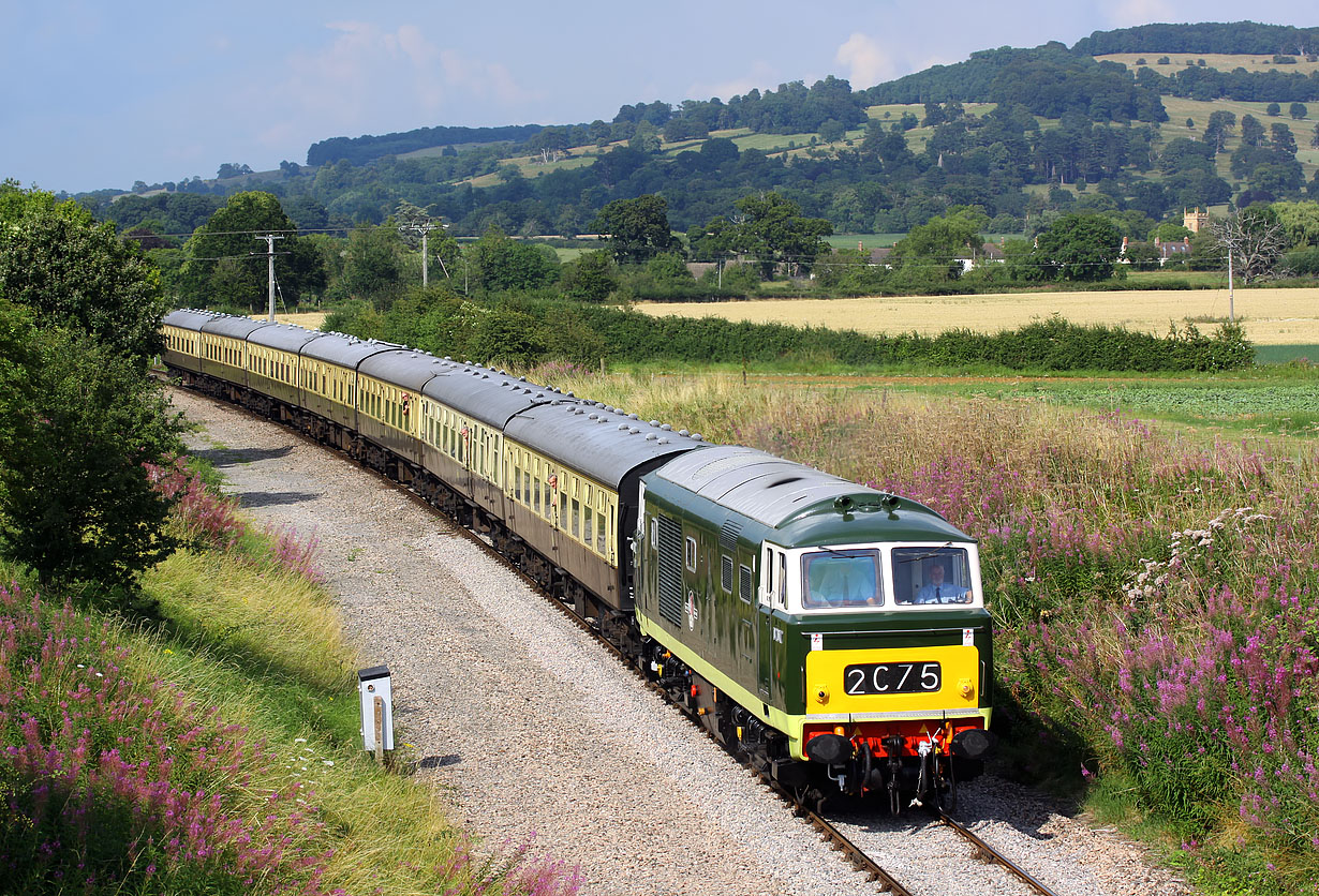 D7017 Hailes 25 July 2014