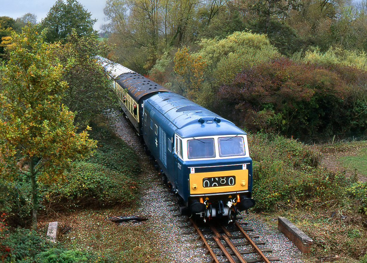 D7017 Norton Fitzwarren (Longlands Bridge) 29 October 1994