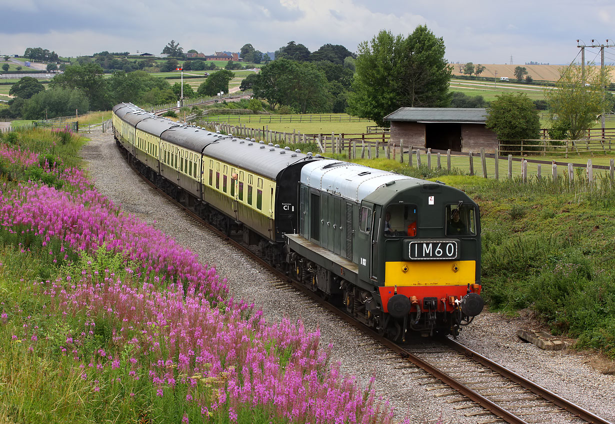 D8137 Southam 9 July 2011