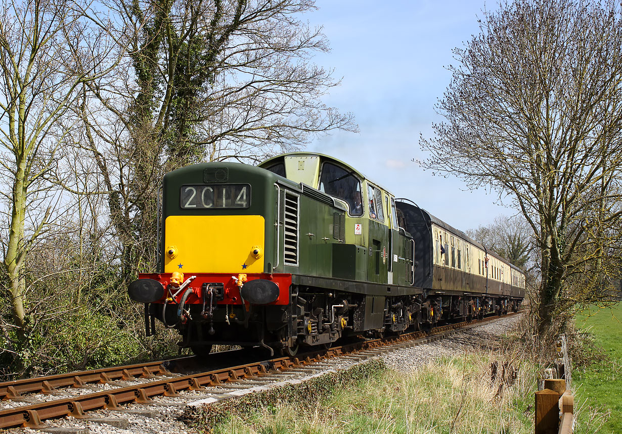 D8568 Bledlow 21 April 2013