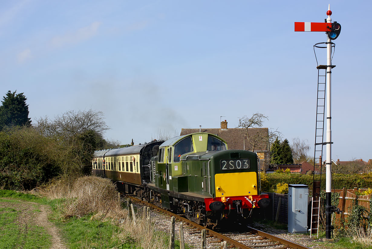 D8568 Chinnor 21 April 2013