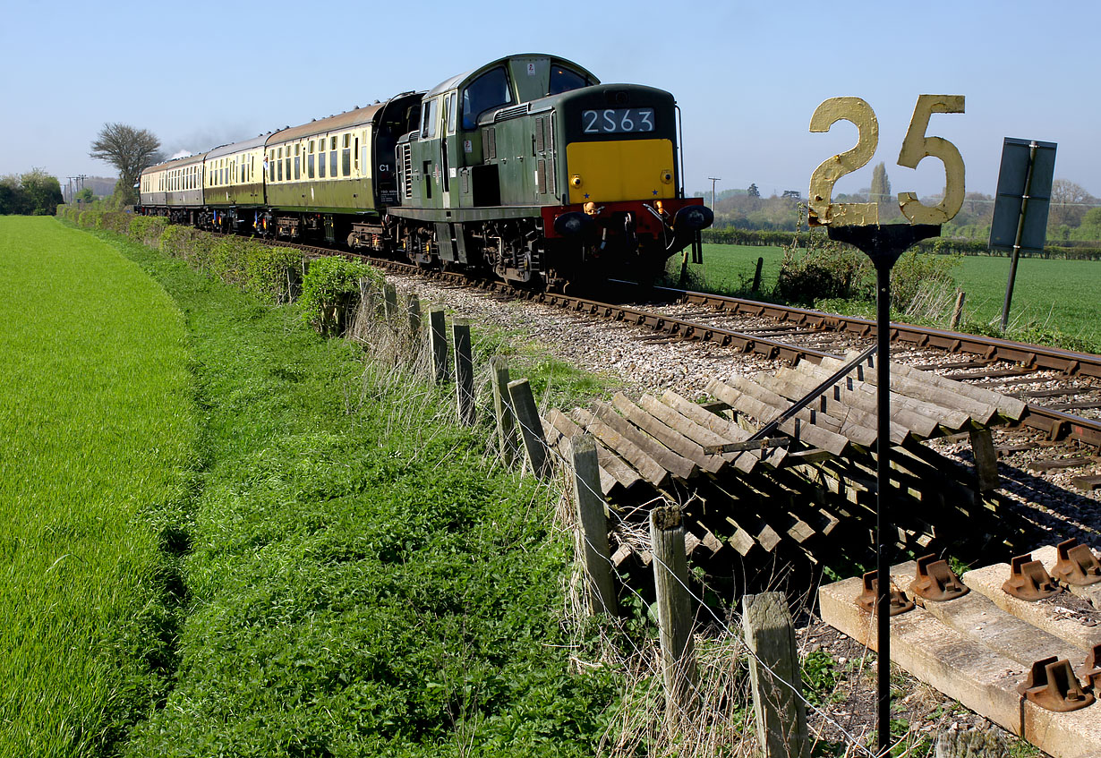 D8568 Horsenden Lane 9 April 2017