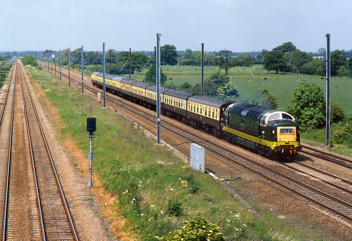 D9009 Marholm 22 May 1999