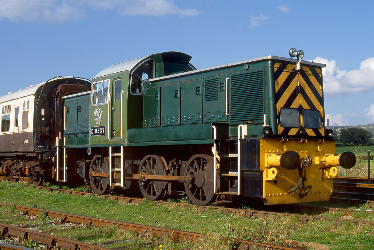 D9537 Toddington 23 April 1994