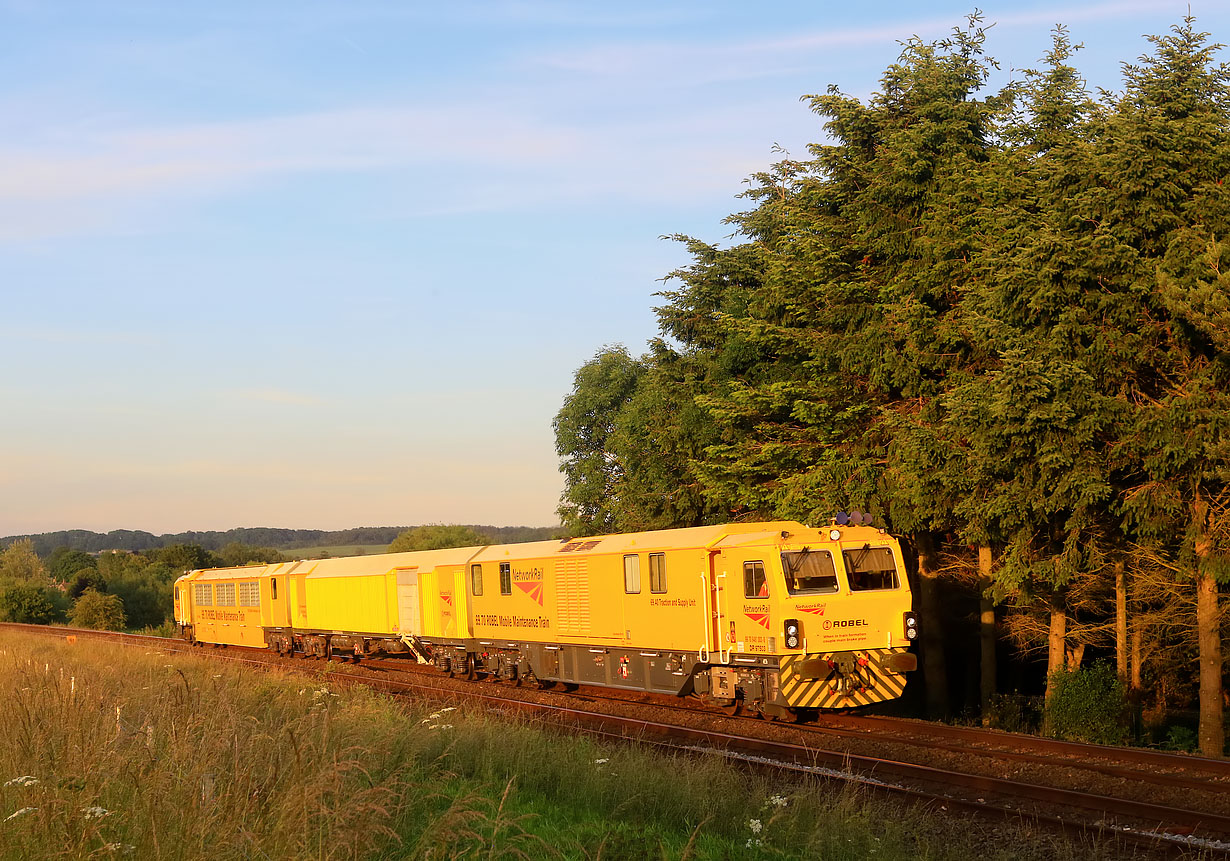 DR97503, DT97603 & DR97803 Ascott-under-Wychwood 20 June 2022