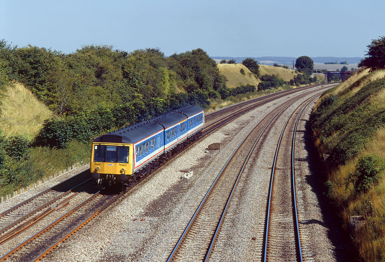 L412 South Moreton 6 August 1988