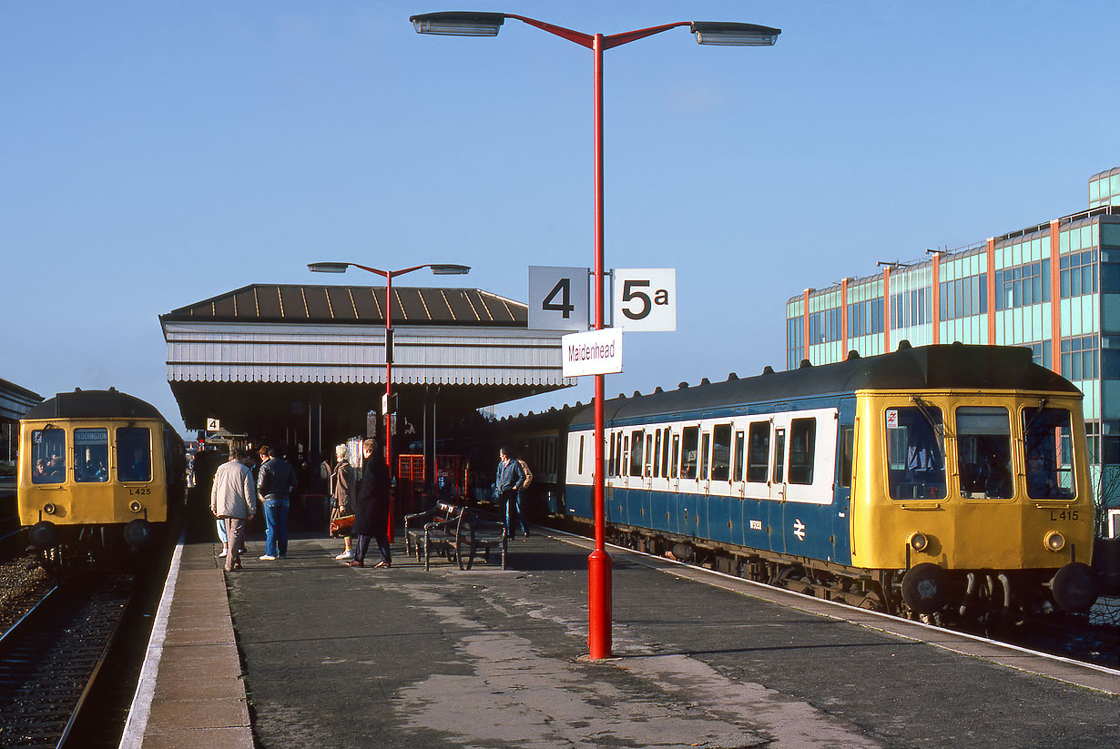 L415 & L425 Maidenhead 22 November 1986