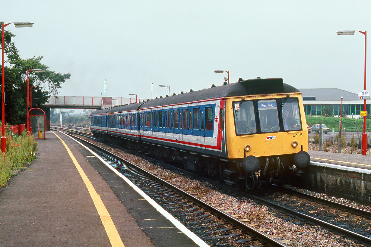 L415 Theale 30 September 1989