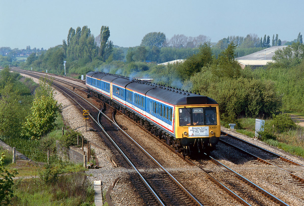 L420 & L402 Oxford North Junction 9 May 1987