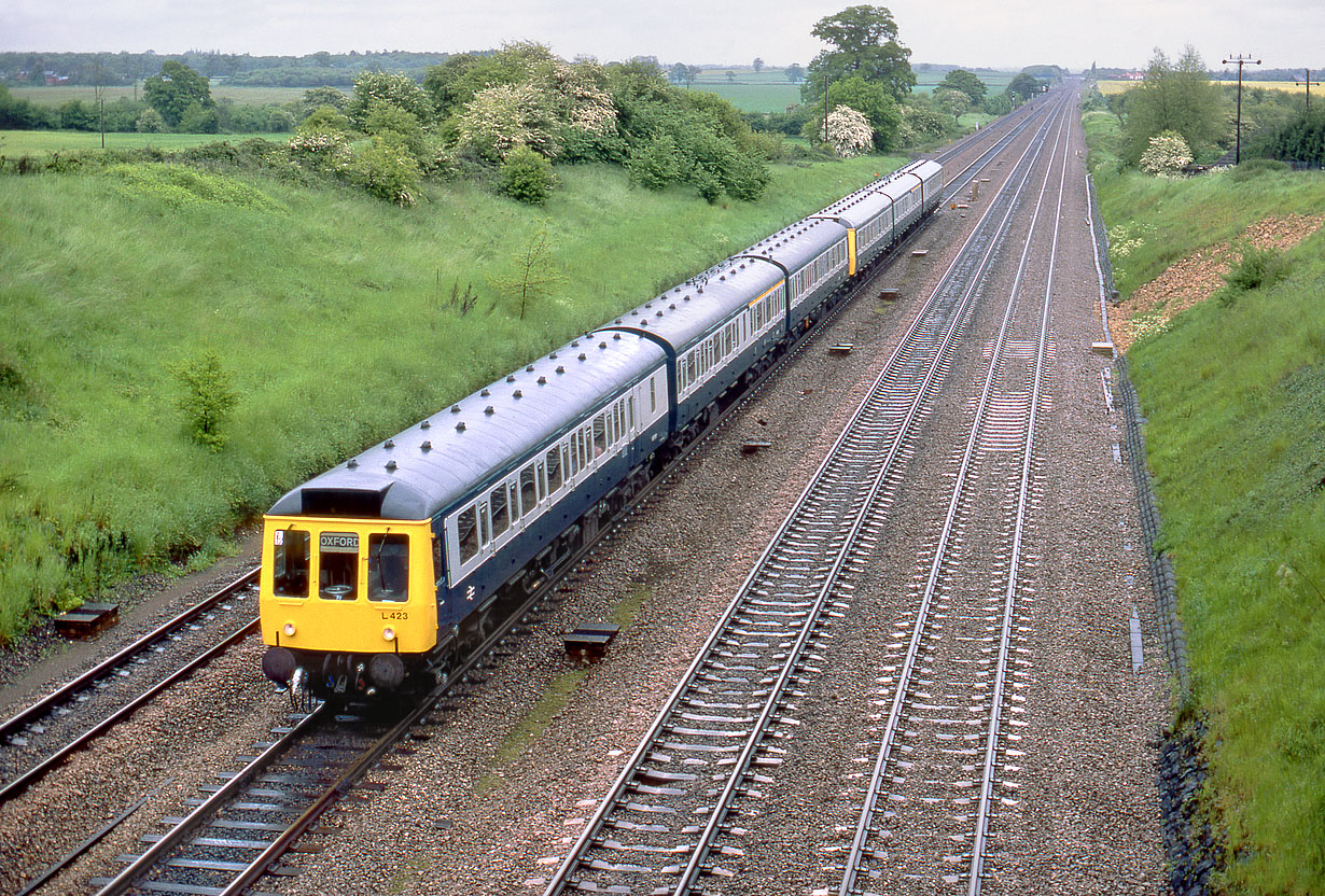 L423 & L407 Ruscombe 28 May 1983