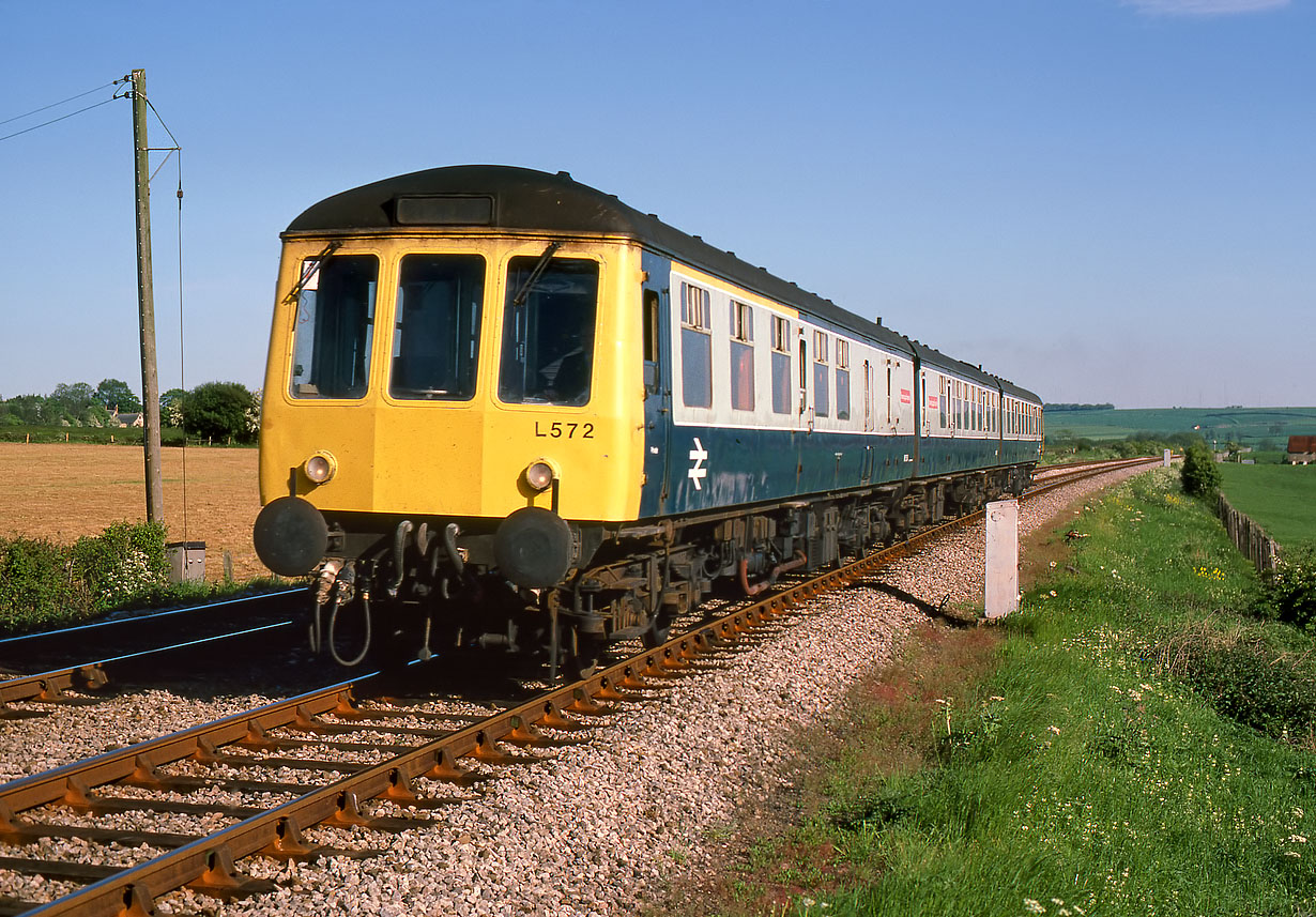 L572 Lyneham 30 May 1985