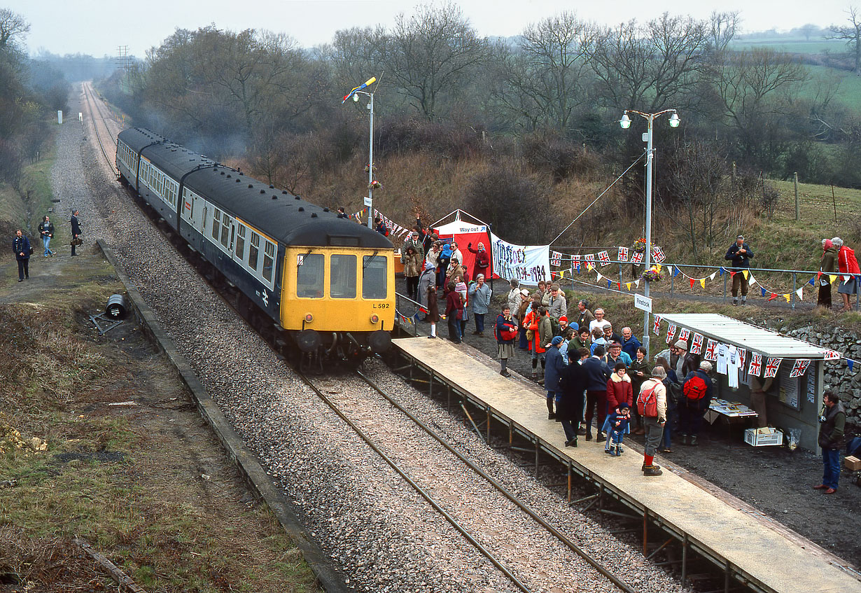 L592 Finstock 7 April 1984