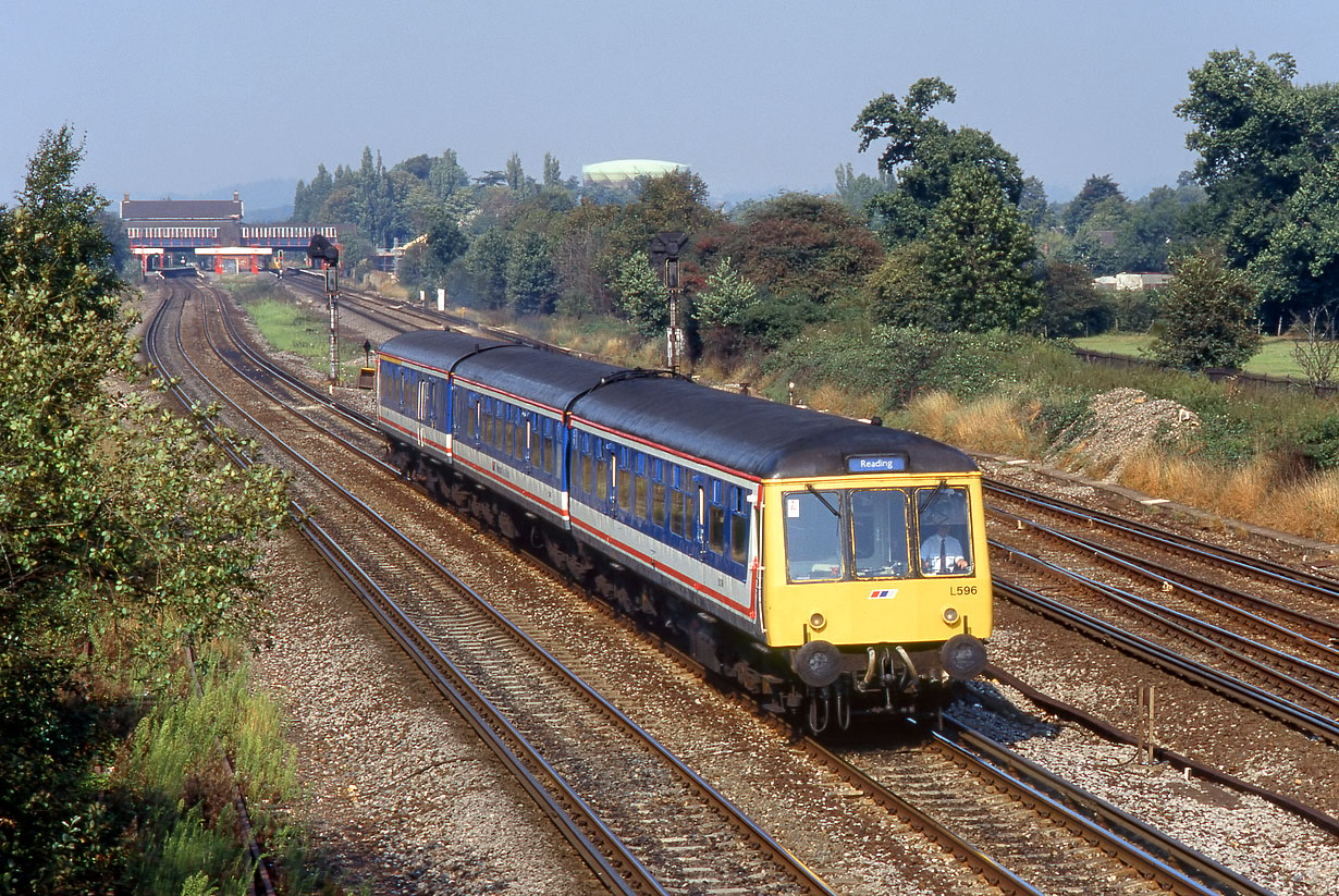 L596 Horley 21 September 1991