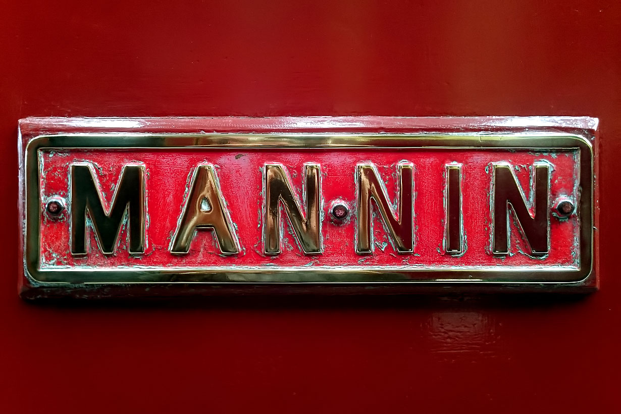 16 Mannin Nameplate 9 May 2017