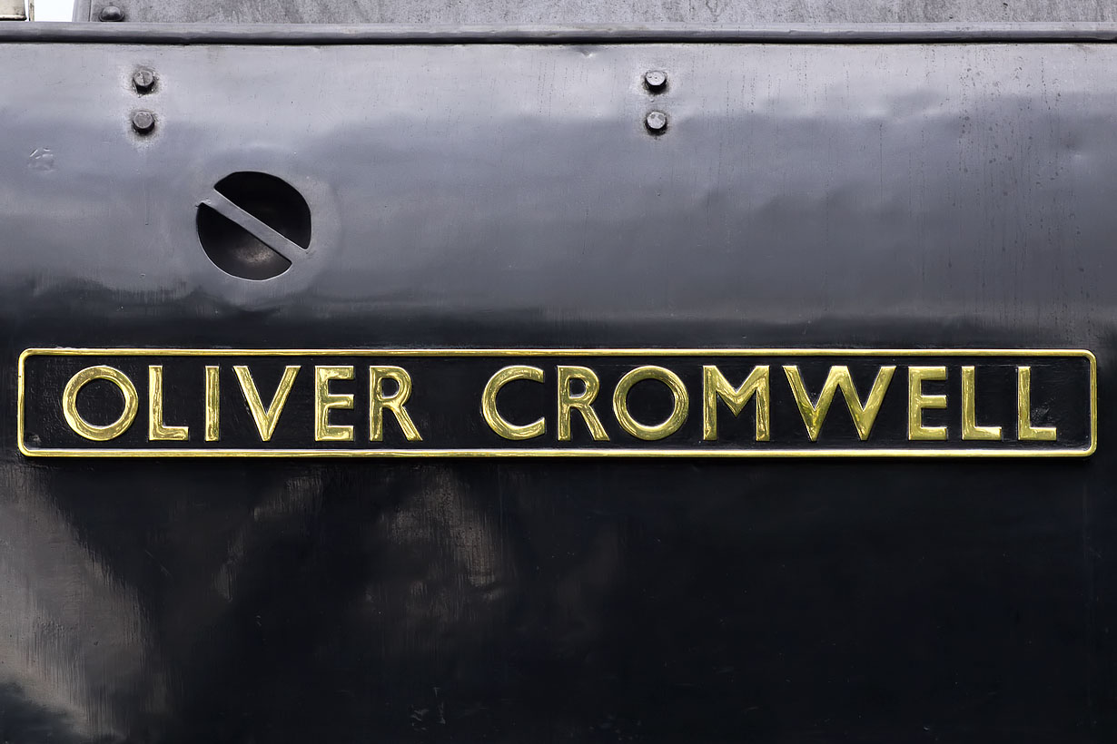 70013 Oliver Cromwell Nameplate 2 June 2018