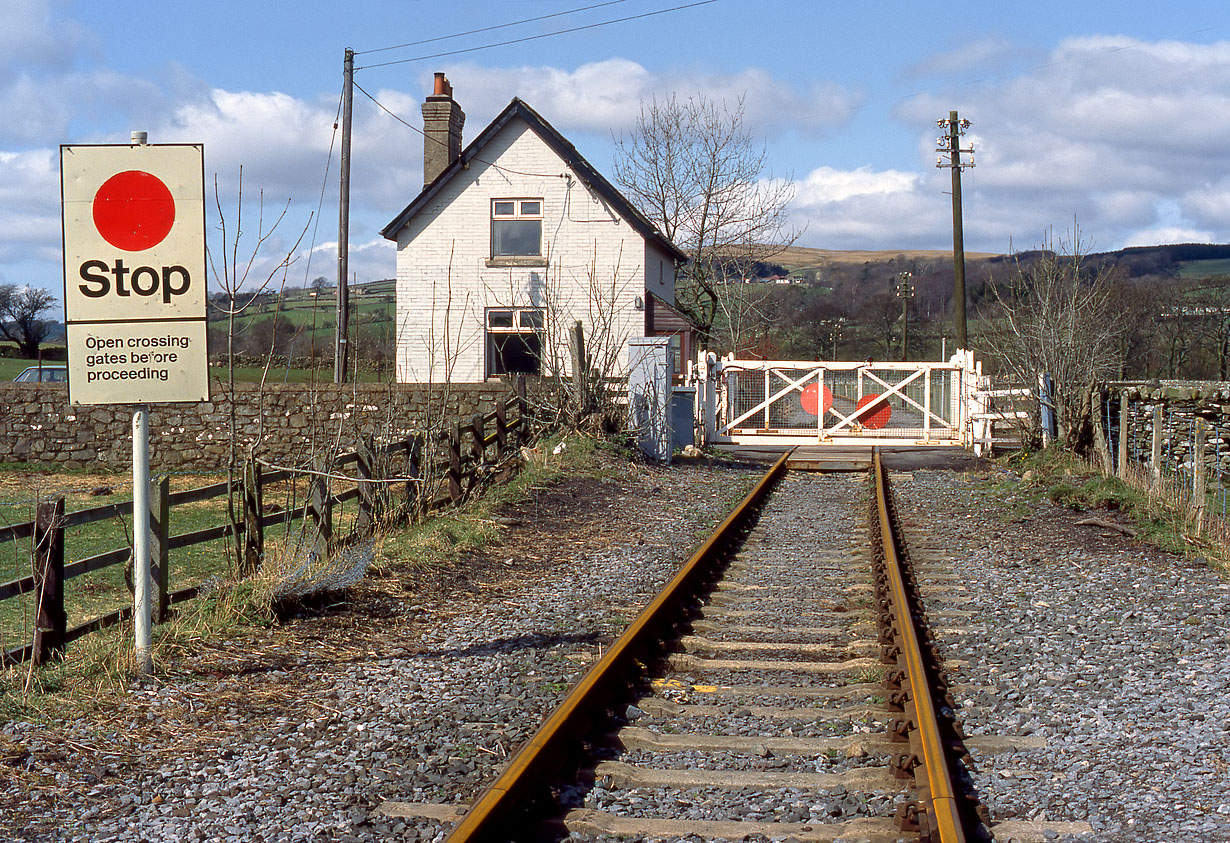 Unthank Level Crossing (Stanhope) 10 April 1993