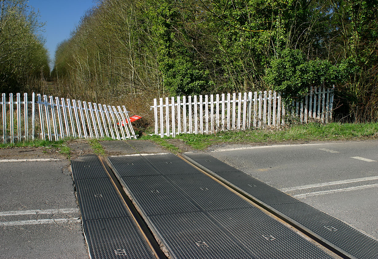 Steeple Claydon Level Crossing 27 March 2012