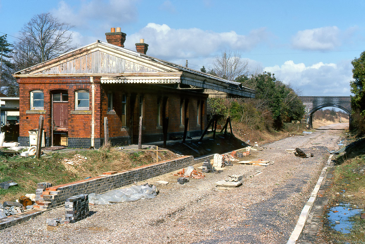 Toddington Station Building 13 March 1982