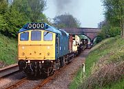 25265 Loughborough Central 11 May 2001