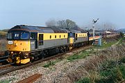 33057 & 33026 Berwick (Sussex) 20 April 1996