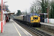 37047 Thames Ditton 20 March 2004