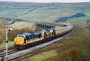 37152 & 37165 Garsdale 17 April 1999