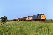 37220 & 37248 Knighton 26 May 1989