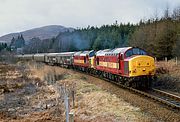 37419 & 37427 Tulloch 11 April 2000