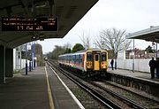 5732 Chessington North 20 March 2004