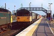 58043 & 47302 Radley 25 June 2001