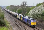 60011 & 60068 Up Hatherley 6 April 2009