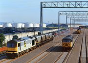 60077, 56114 & 37887 Avonmouth 25 June 1993