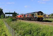 66718 & 66207 Yarnton 2 June 2025