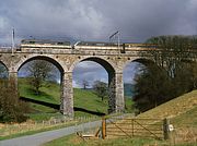 87011 & 82104 Docker Viaduct 29 March 1997