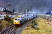 D400 & 50033 Blaenau Ffestiniog 5 December 1992