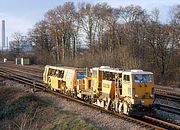 DR77332 & DR73220 South Moreton (Didcot East) 18 February 1990
